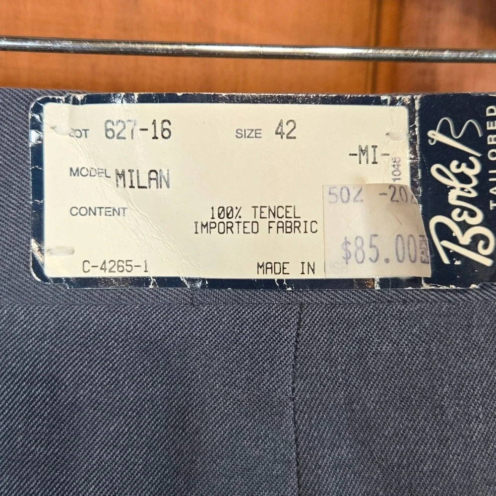 Berle B Tailored Milan Men's‎ Pleated Dress Pants Size 42 Charcoal Tencel